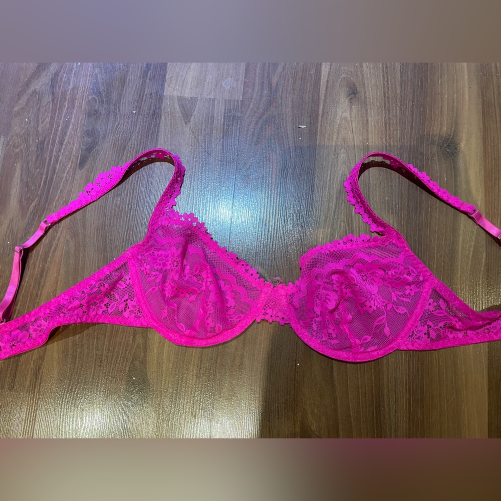 Lace Underwire Bra - Pink
